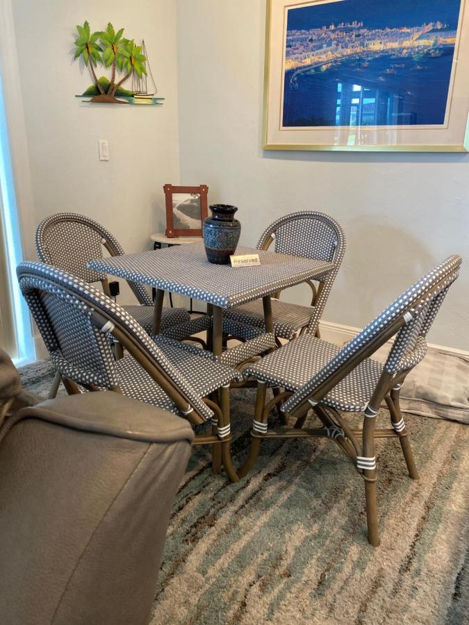 This Homestay Oasis Is The Cape's Best Place To * Cape Coral